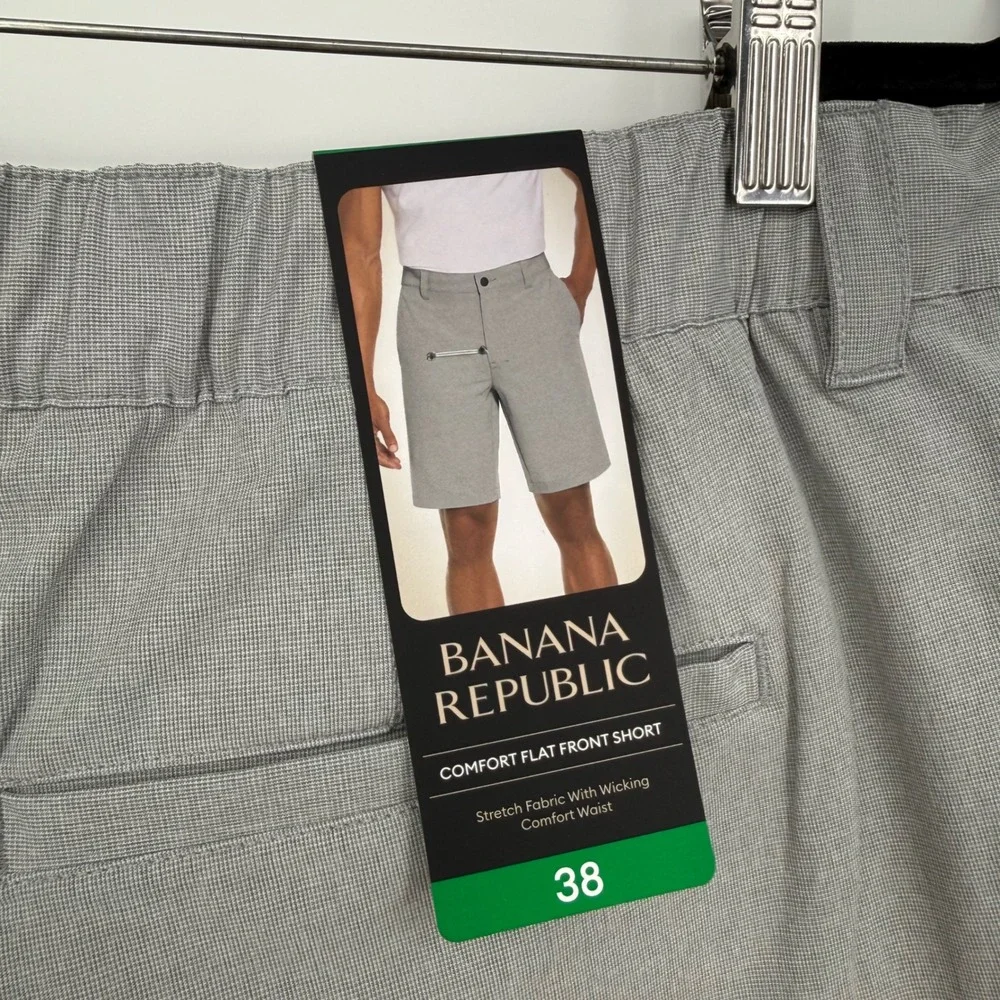 Banana Republic Mens Grey Comfort Flat Front Stretch Wicking Shorts Size 38‎ NWT